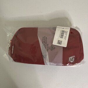 Lululemon Athletic Everywhere Belt Bag 1L Terra Orange NWT One Size